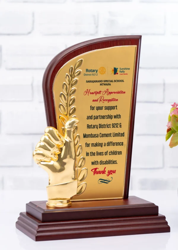 Branded-Awards-8133-1-2-scaled-1.webp