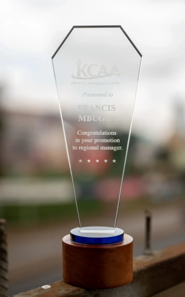 Glass-Award-7-1-scaled-1.webp