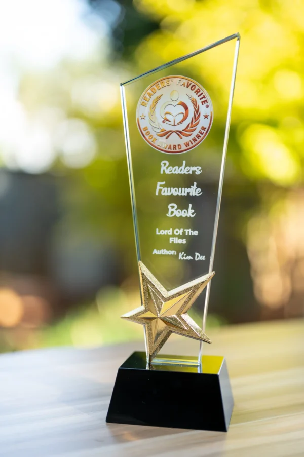 Glass-Trophy-5-1-scaled-1.webp
