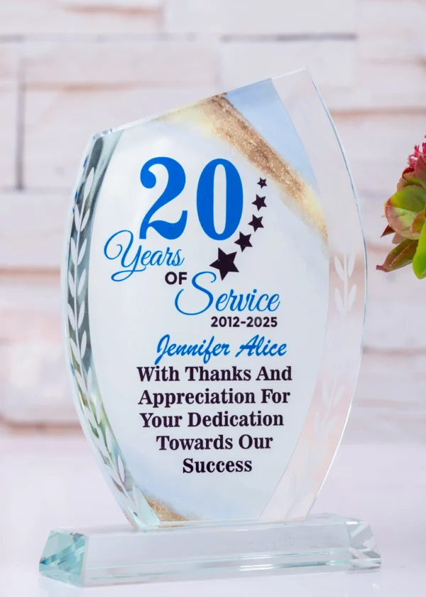 Slashed Glass Award 13cm x 18cm Nairobi Call WhatsApp 0741371516 Foreverbrand